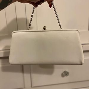 White vintage clutch purse